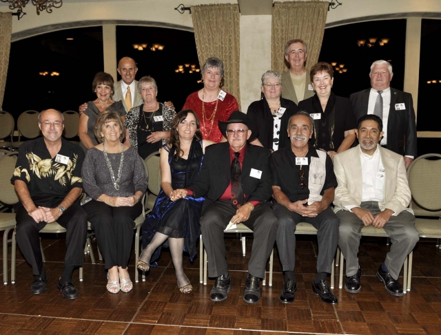 1960 Reunion Committee @ The Reunion Dinner. A susccessful evening.